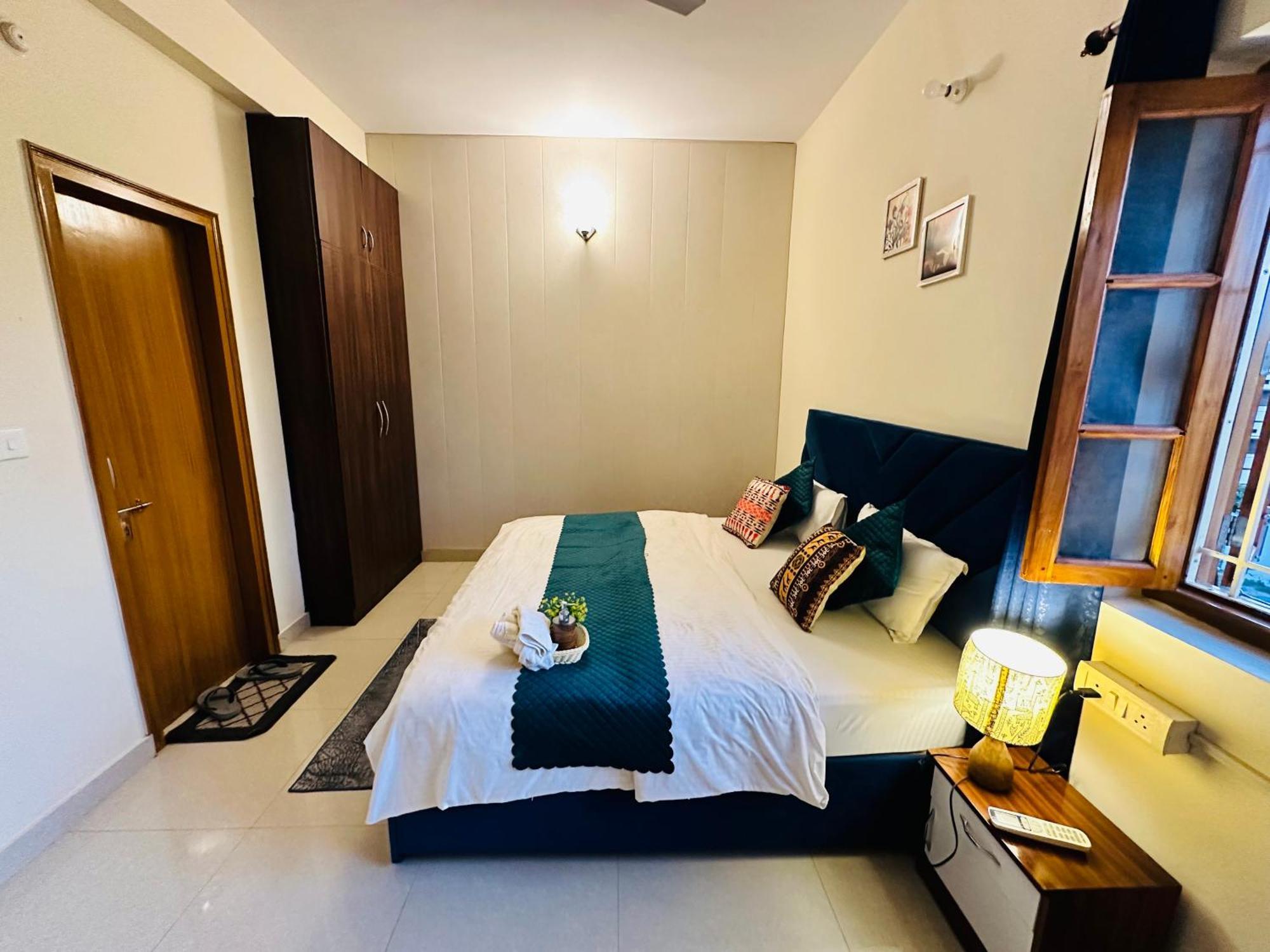 Zoomstay - 3Bhk Apartments Varanasi Exterior foto