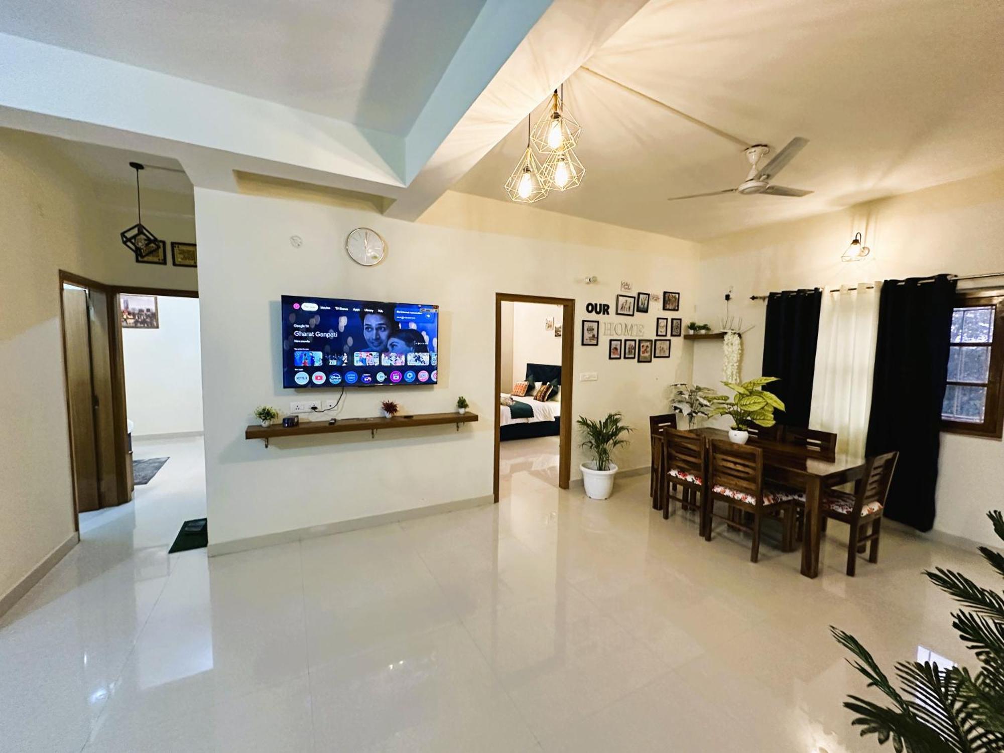 Zoomstay - 3Bhk Apartments Varanasi Exterior foto